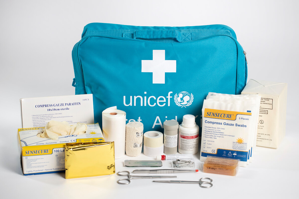 First-aid kit 1 thumbnil